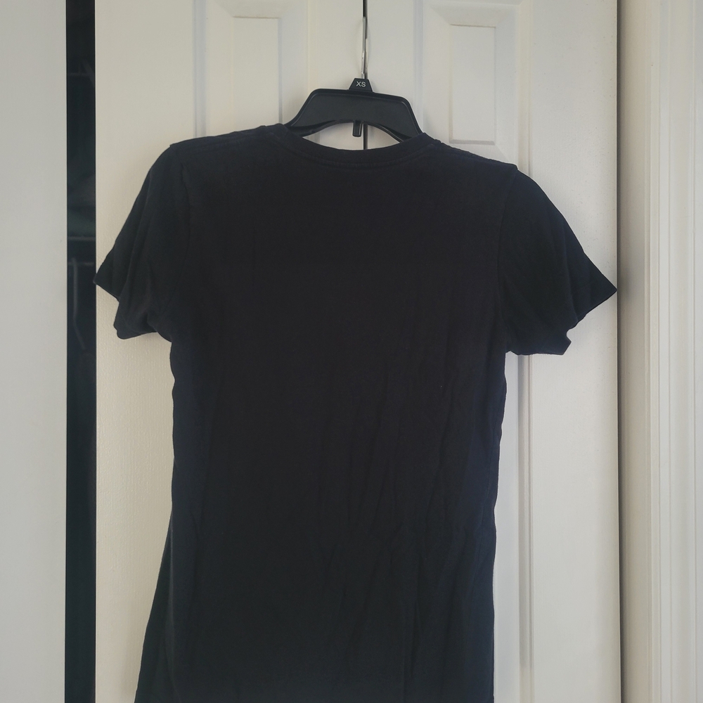 Nike Kids Black Tee with Pink 'Just For Kicks' Design - Picture 3 of 3